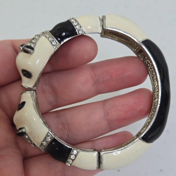 Vintage 80s Panda Bracelet Enamel Rhinestone Stretch Bangle Figural Silver Tone - Picture 5 of 10